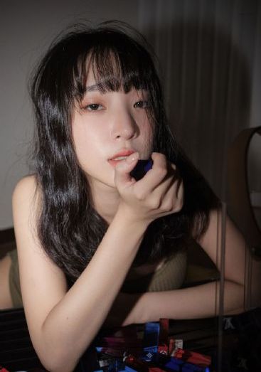 阴山守陵人_JVID性感写真