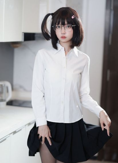 裸体约会第一季_高清视频在线观看