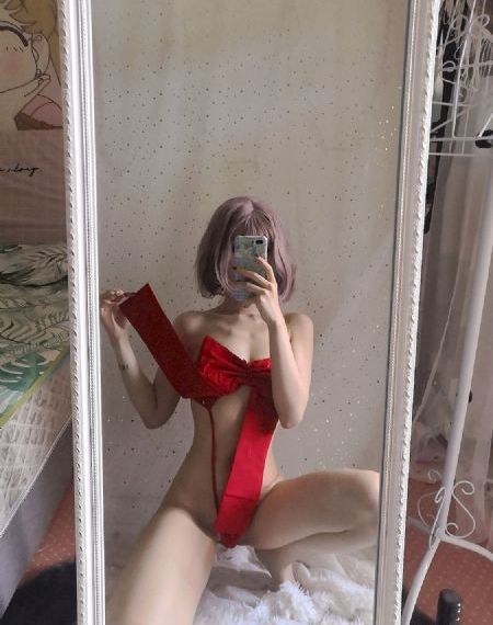 梁洁 白色橄榄树_BD英语超清在线观看